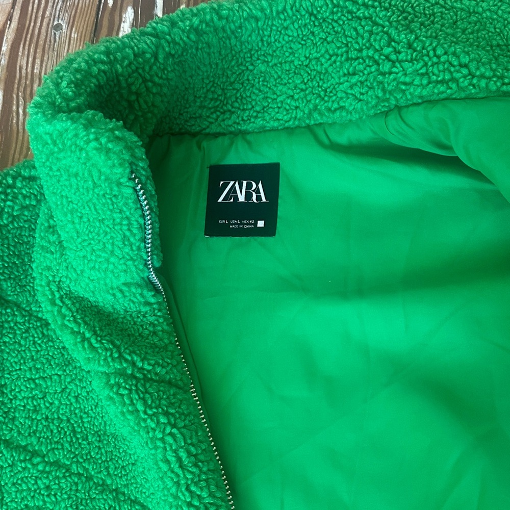 Zara Vibrant Green Fleece vest